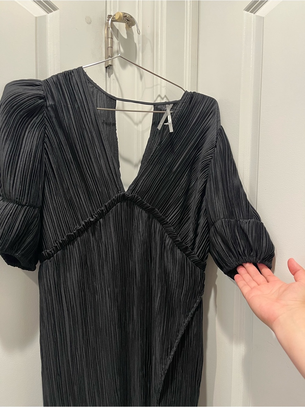 Anthropologie Black Textured Wrap-Front Midi Dress - Picture 4 of 6